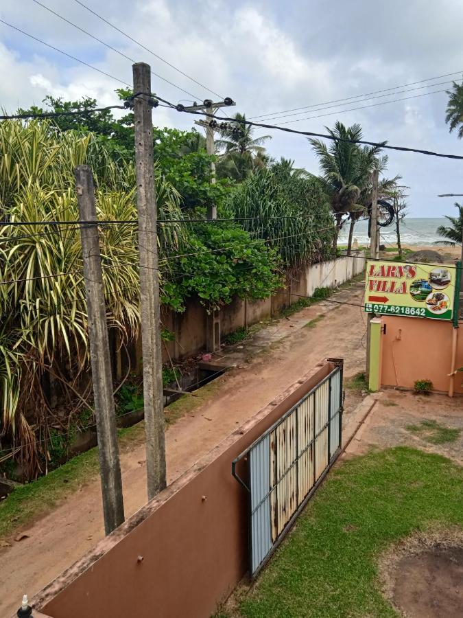 Larn'S Villa Hotel & Apartment Wadduwa Bagian luar foto